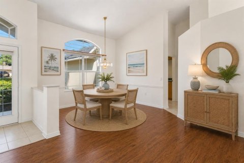 House in Spring Hill, Florida 4 bedrooms, 232.07 sq.m. № 2152031 - photo 2