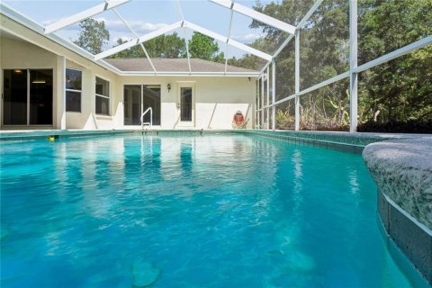 House in Spring Hill, Florida 4 bedrooms, 232.07 sq.m. № 2152031 - photo 8