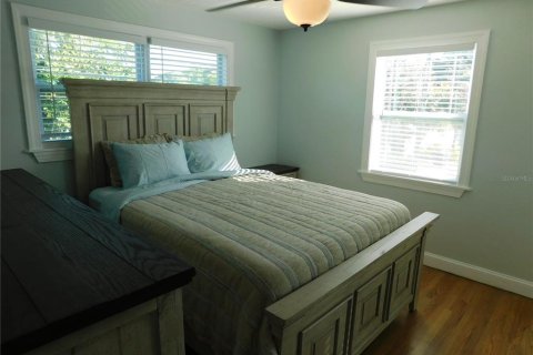 Apartment in Saint Petersburg, Florida 1 bedroom, 48.31 sq.m. № 1720767 - photo 4