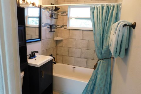 Apartment in Saint Petersburg, Florida 1 bedroom, 48.31 sq.m. № 1720767 - photo 3