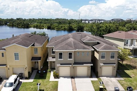 Adosado en venta en Davenport, Florida, 4 dormitorios, 180.97 m2 № 1883443 - foto 19