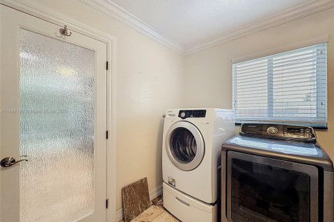 Casa en venta en Fort Lauderdale, Florida, 2 dormitorios, 124.86 m2 № 1946063 - foto 22