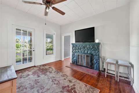 House in Altoona, Florida 4 bedrooms, 193.05 sq.m. № 1916976 - photo 5