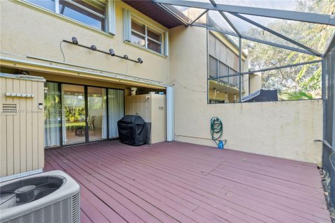 Townhouse in Plantation, Florida 3 bedrooms, 181.16 sq.m. № 1756539 - photo 22