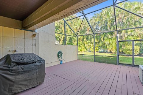 Townhouse in Plantation, Florida 3 bedrooms, 181.16 sq.m. № 1756539 - photo 20