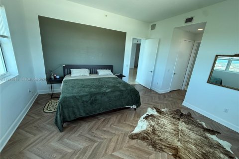 Condominio en venta en North Miami, Florida, 2 dormitorios, 163.79 m2 № 1988079 - foto 19