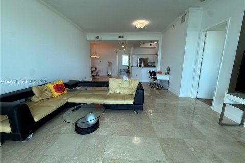 Condominio en venta en North Miami, Florida, 2 dormitorios, 163.79 m2 № 1988079 - foto 16