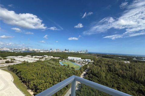 Condominio en venta en North Miami, Florida, 2 dormitorios, 163.79 m2 № 1988079 - foto 28