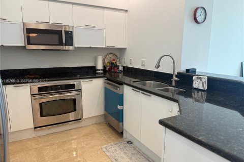 Condominio en venta en North Miami, Florida, 2 dormitorios, 163.79 m2 № 1988079 - foto 10