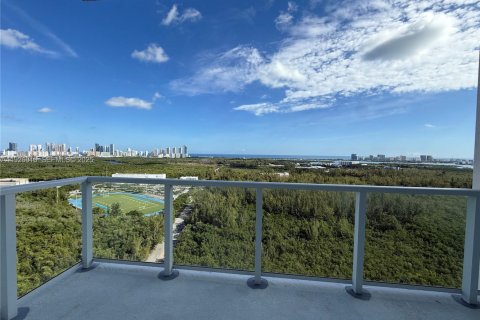 Condominio en venta en North Miami, Florida, 2 dormitorios, 163.79 m2 № 1988079 - foto 27