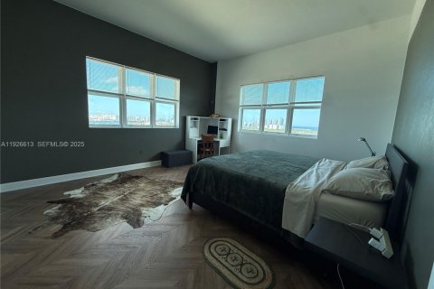 Condominio en venta en North Miami, Florida, 2 dormitorios, 163.79 m2 № 1988079 - foto 21