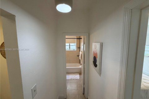 Appartement à louer à Miami Beach, Floride: 1 chambre, 67.82 m2 № 2029650 - photo 6