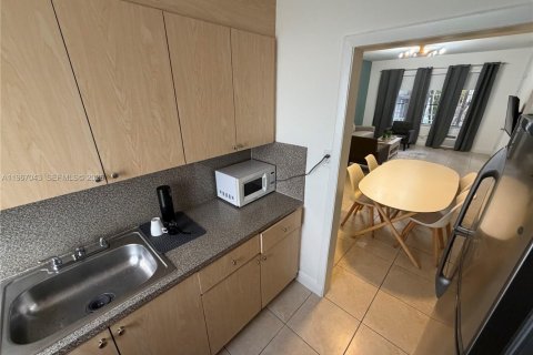 Appartement à louer à Miami Beach, Floride: 1 chambre, 67.82 m2 № 2029650 - photo 7