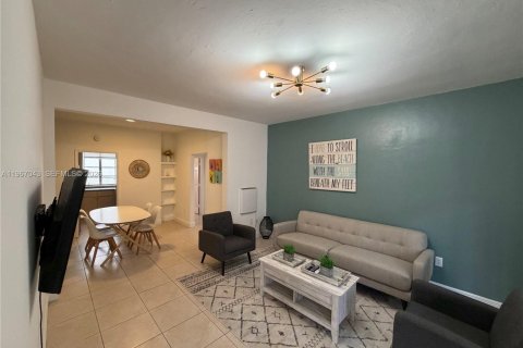 Appartement à louer à Miami Beach, Floride: 1 chambre, 67.82 m2 № 2029650 - photo 4