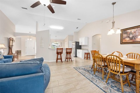 Casa en venta en Palm Coast, Florida, 3 dormitorios, 171.31 m2 № 1789106 - foto 16