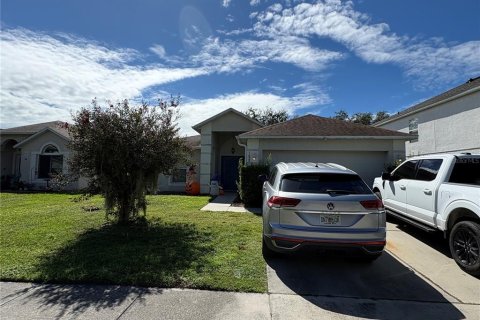 House in Orlando, Florida 3 bedrooms, 151.52 sq.m. № 2400268