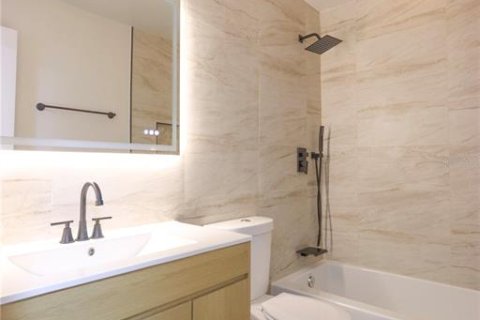 Condominio en venta en Maitland, Florida, 3 dormitorios, 145.39 m2 № 2198796 - foto 29