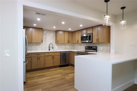 Condominio en venta en Maitland, Florida, 3 dormitorios, 145.39 m2 № 2198796 - foto 21