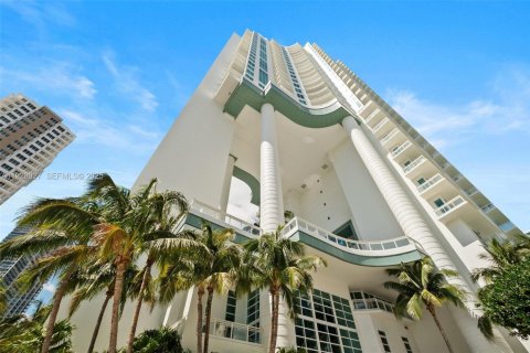 Copropriété à vendre à Miami, Floride: 2 chambres, 146.04 m2 № 1987411 - photo 23