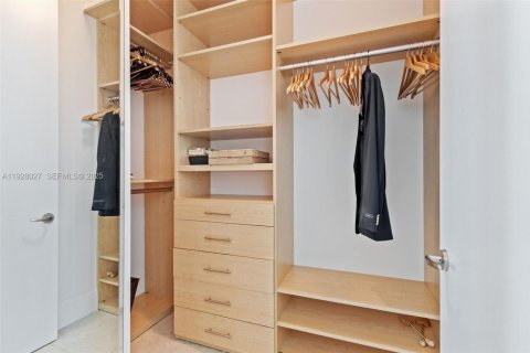 Copropriété à vendre à Miami, Floride: 2 chambres, 146.04 m2 № 1987411 - photo 15