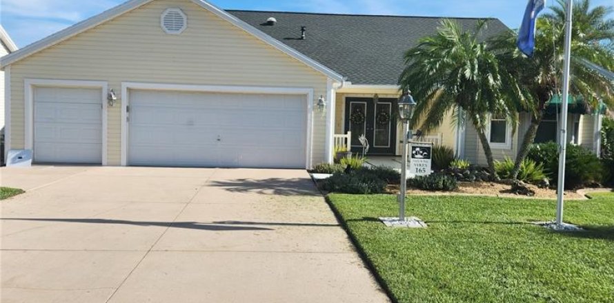 Villa ou maison à Lady Lake, Floride 2 chambres, 199.46 m2 № 1879330