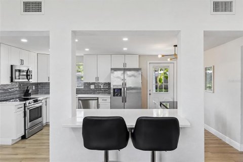 Купить виллу или дом в Тампа, Флорида 7 комнат, 150.04м2, № 2294767 - фото 7