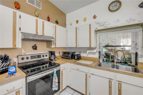 House in Edgewater, Florida 3 bedrooms, 135.82 sq.m. № 1901452 - photo 14