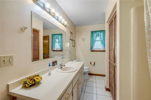 House in Edgewater, Florida 3 bedrooms, 135.82 sq.m. № 1901452 - photo 10