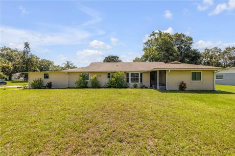 House in Edgewater, Florida 3 bedrooms, 135.82 sq.m. № 1901452 - photo 27