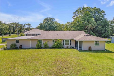 House in Edgewater, Florida 3 bedrooms, 135.82 sq.m. № 1901452 - photo 1