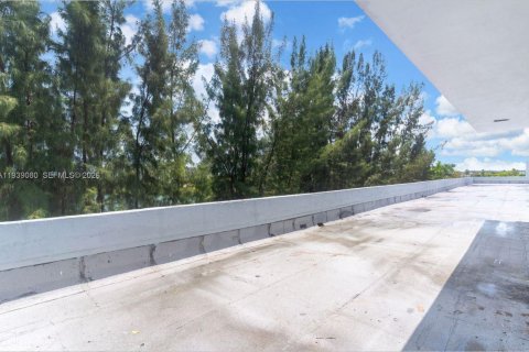 Condominio en venta en Homestead, Florida, 4 dormitorios, 307.69 m2 № 2088553 - foto 30