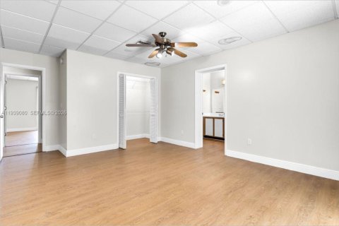 Condominio en venta en Homestead, Florida, 4 dormitorios, 307.69 m2 № 2088553 - foto 19