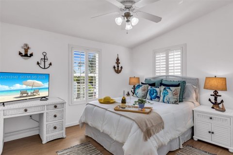 Villa ou maison à louer à Marathon, Floride: 3 chambres, 89.19 m2 № 2434028 - photo 25