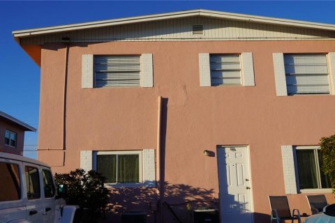 Copropriété à vendre à Cape Canaveral, Floride: 1 chambre, 62.43 m2 № 2145185 - photo 2