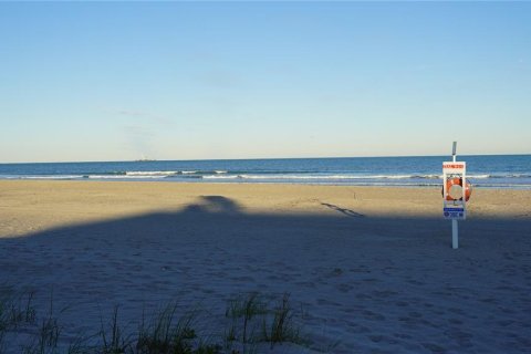 Copropriété à vendre à Cape Canaveral, Floride: 1 chambre, 62.43 m2 № 2145185 - photo 11