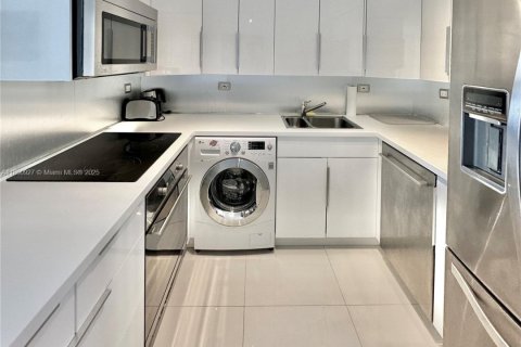 Copropriété à louer à Miami Beach, Floride: 1 chambre, 67.73 m2 № 1890230 - photo 7