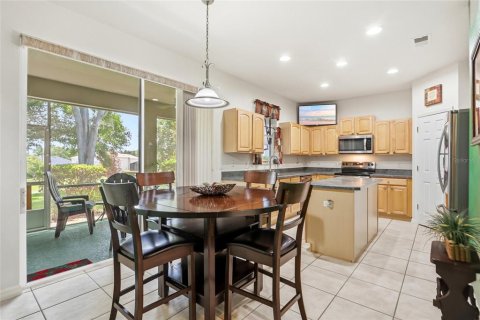 House in Clermont, Florida 3 bedrooms, 202.06 sq.m. № 2204057 - photo 19