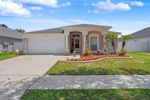 House in Riverview, Florida 3 bedrooms, 141.68 sq.m. № 2226165 - photo 2