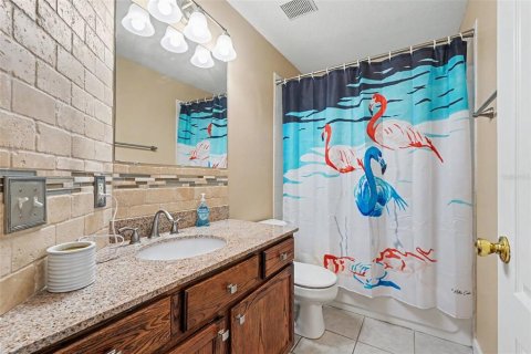 House in Riverview, Florida 3 bedrooms, 141.68 sq.m. № 2226165 - photo 19