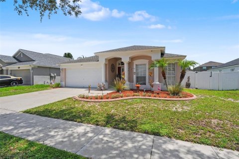 House in Riverview, Florida 3 bedrooms, 141.68 sq.m. № 2226165 - photo 23