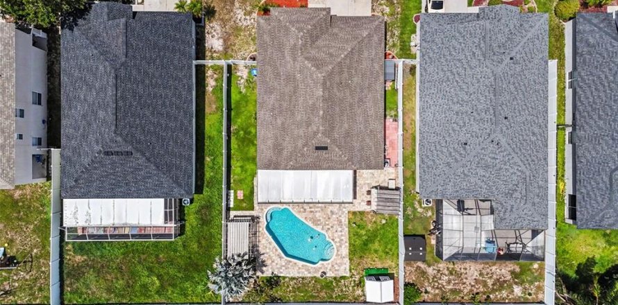 House in Riverview, Florida 3 bedrooms, 141.68 sq.m. № 2226165