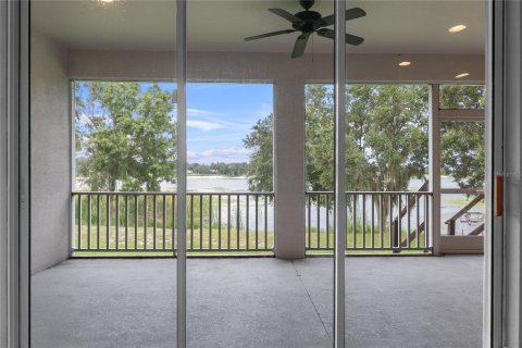 House in Haines City, Florida 3 bedrooms, 170.57 sq.m. № 1917014 - photo 24
