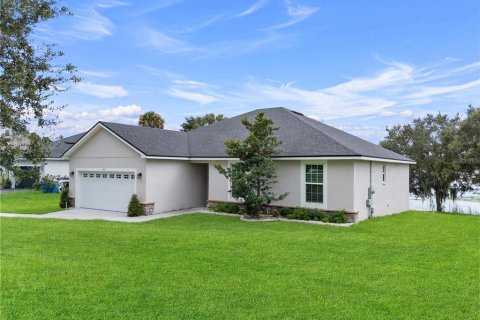 House in Haines City, Florida 3 bedrooms, 170.57 sq.m. № 1917014 - photo 5