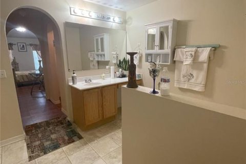 House in Winter Haven, Florida 4 bedrooms, 193.98 sq.m. № 1840155 - photo 23