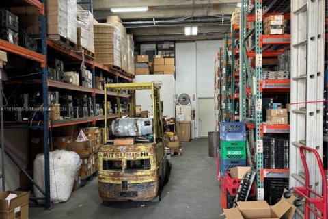 Propiedad comercial en venta en Delray Beach, Florida № 1958115 - foto 4