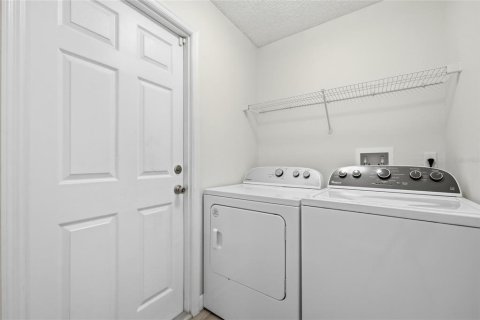 Casa en venta en Altamonte Springs, Florida, 4 dormitorios, 183.2 m2 № 2299855 - foto 12