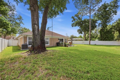 Casa en venta en Altamonte Springs, Florida, 4 dormitorios, 183.2 m2 № 2299855 - foto 25