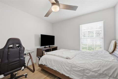 Casa en venta en Altamonte Springs, Florida, 4 dormitorios, 183.2 m2 № 2299855 - foto 19