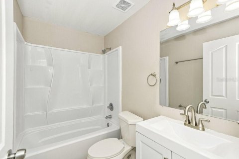 Villa ou maison à louer à Tampa, Floride: 3 chambres, 125.33 m2 № 2426887 - photo 14