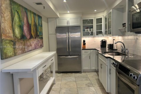 Condo in Jupiter, Florida, 2 bedrooms  № 1994791 - photo 3